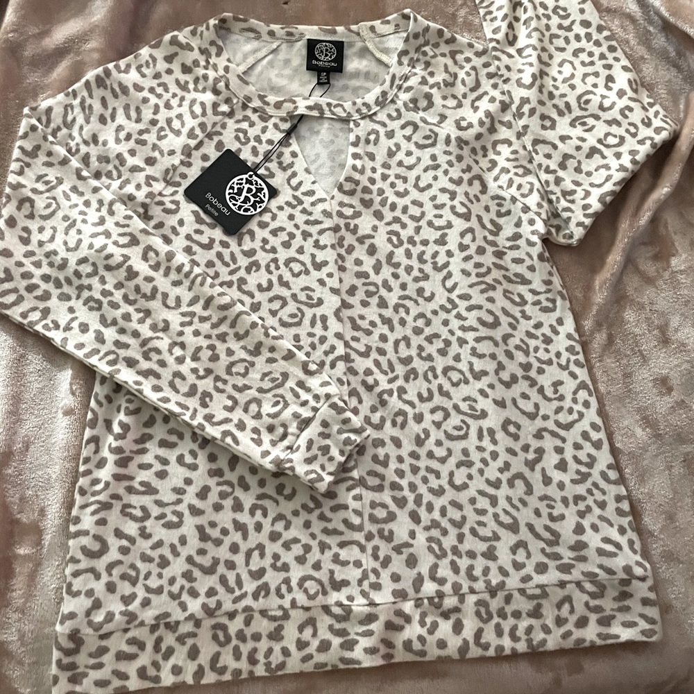 leopard print sweater